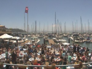 sams-cam-video.cgi Tiburon locals and tourist alike enjoy fresh "sea-to-table" dining and drinks on Sam's waterfront deck
