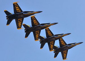 320px-Blue_Angels_at_SF_Fleet_Week_2010-10-10_3 320px-Blue_Angels_at_SF_Fleet_Week_2010-10-10_3