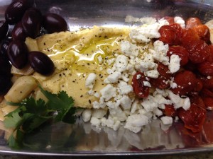 aloha-diet-hummus-platter Aloha Diet Hummus Platter is a healthy party food on a diet